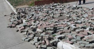 Демонтаж тротуарной плитки Юбилейный, цена от 2939 руб.